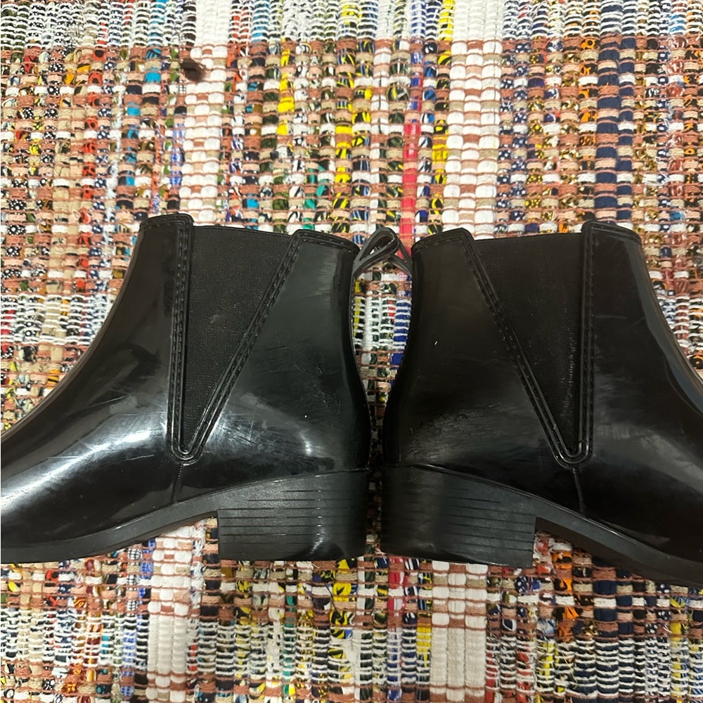 UNIQUE! Jefferey Campbell Black Pointed Toe Chelsea Rain Boots Size US8 - Picture 5 of 5